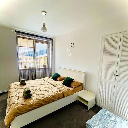 Apartament Tiron In Centru Orasului Gura Humorului Dış mekan fotoğraf